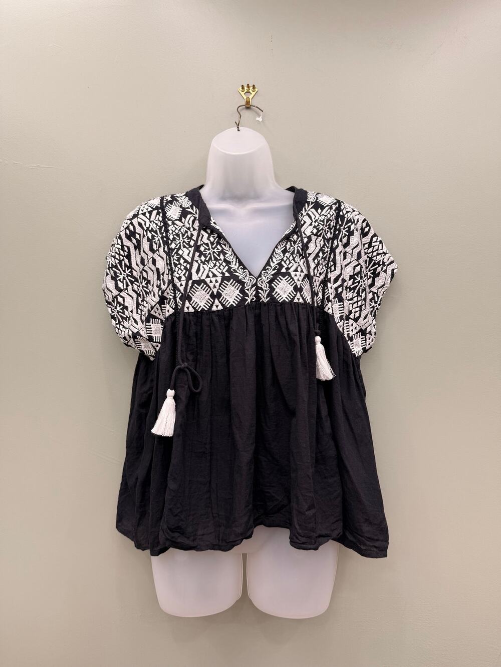 THML Embroidered Boho Top Medium Black White Tassel Peasant Blouse Cotton